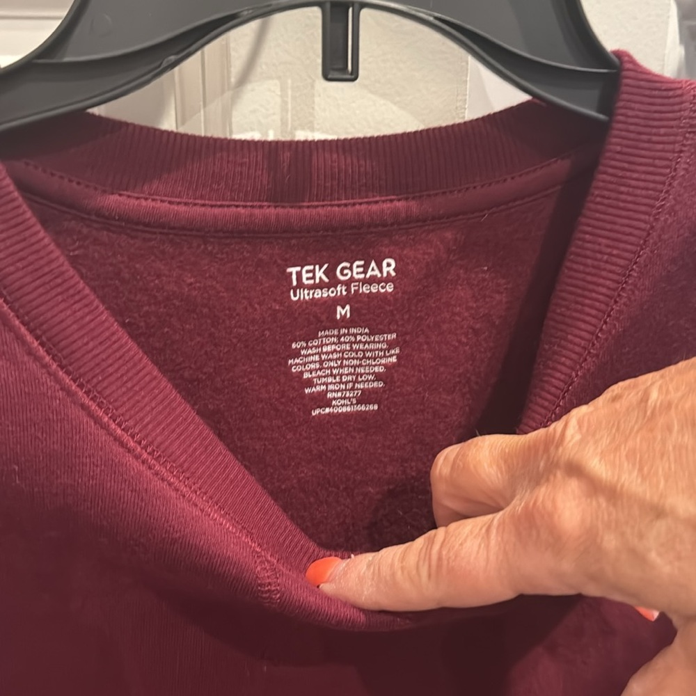 Sweatshirt - Picture 2 of 2